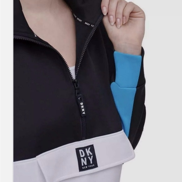 DKNY CROPPED SWEATSHIRT - Picture 3 of 4